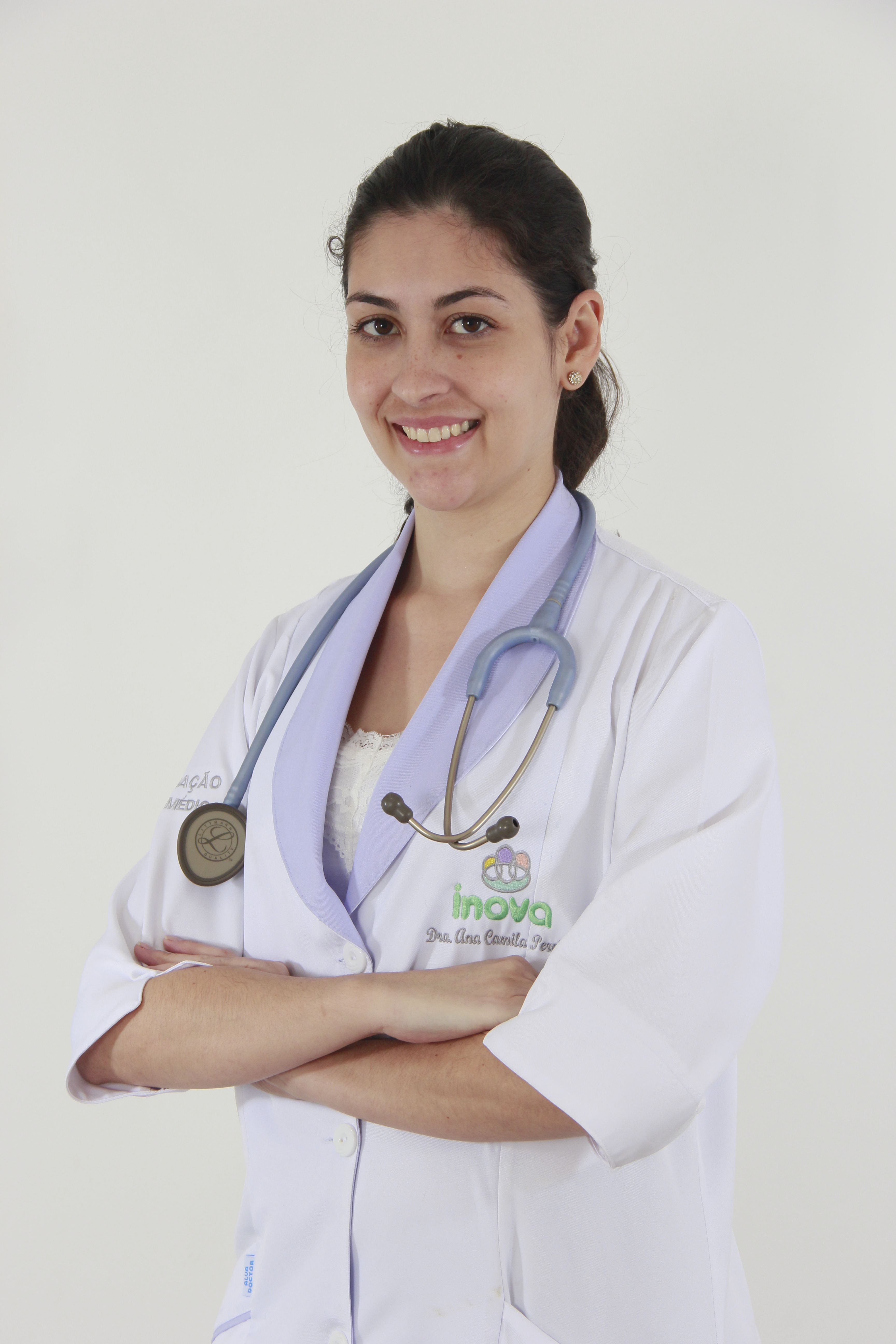Dra. Ana Camila Pereira